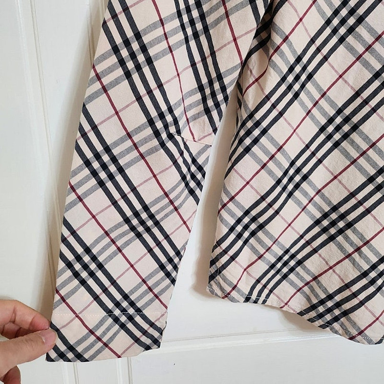 새상품급 (130호) 8y 버버리 키즈 블라우스 / 아동 칠드런 주니어 여아 몽클레어 구찌 펜디 디올 셀린느--8