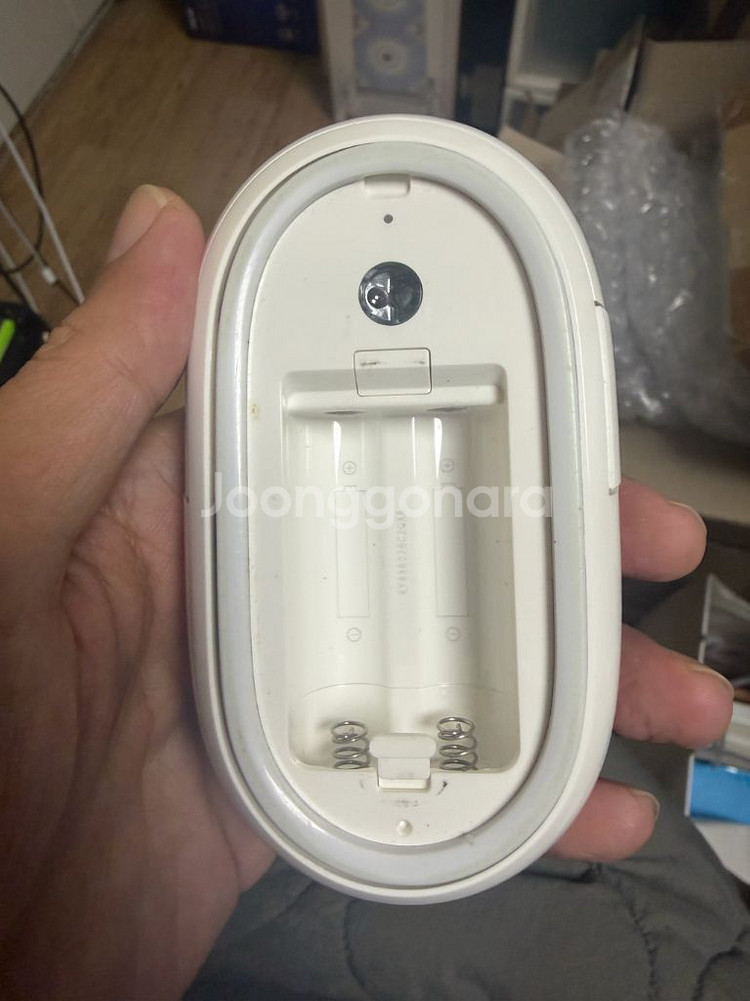 애플 매직 마우스 화이트 디스플레이용--2