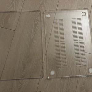 맥북에어 M4 15인치 클리어 케이스