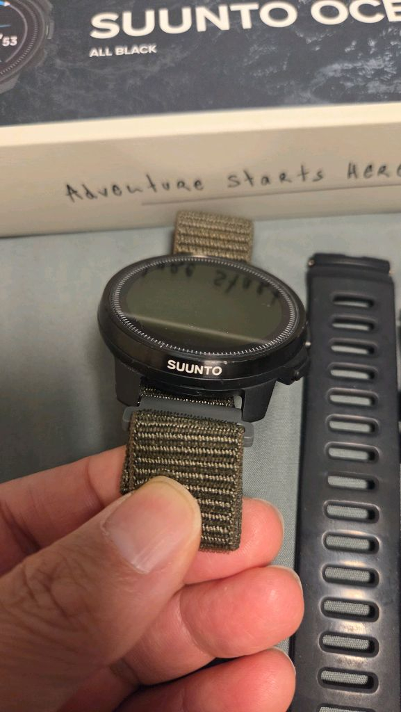 순토 오션 올블랙 다이브컴퓨터 판매 이미지