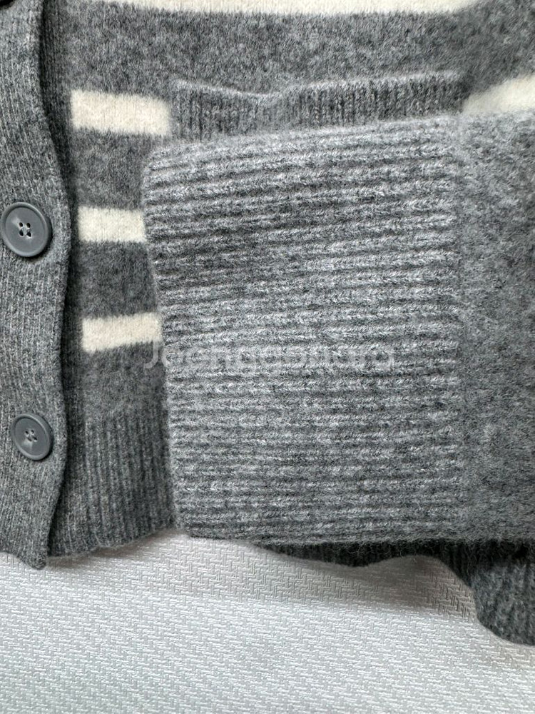 코스 새상품급 울 크루넥 가디건 (55)--2