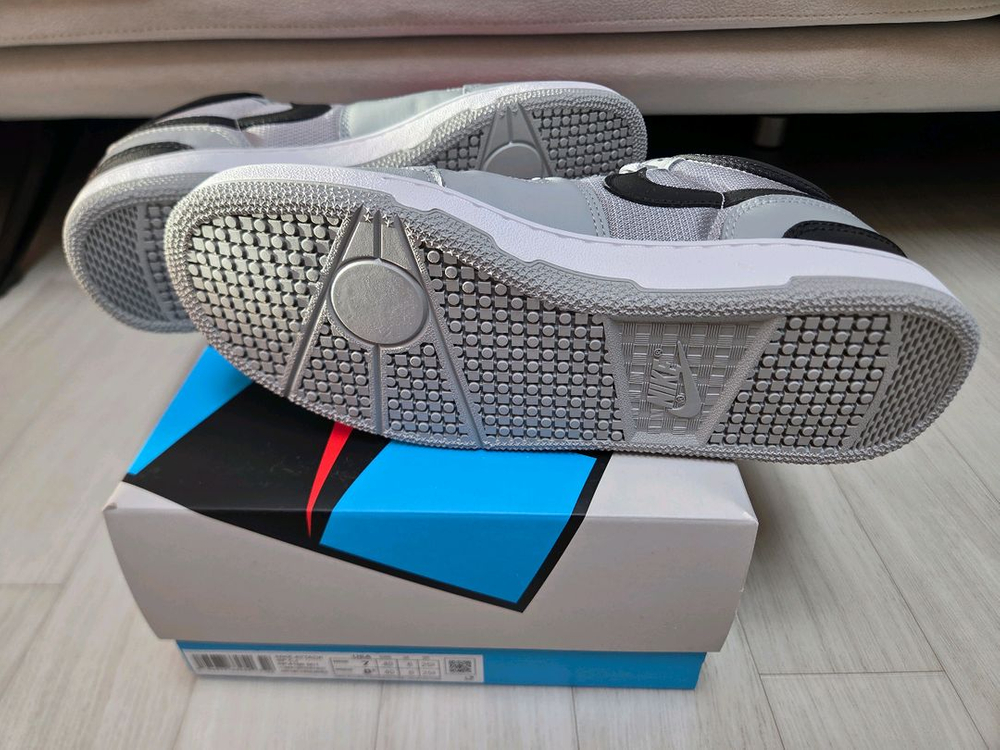 트래비스 스캇 맥어택 SP 라이트 스모크 그레이 [250, 새상품]--5