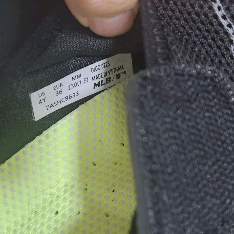 MLB 양키스 아동 샌들 230(1회착용) 이미지