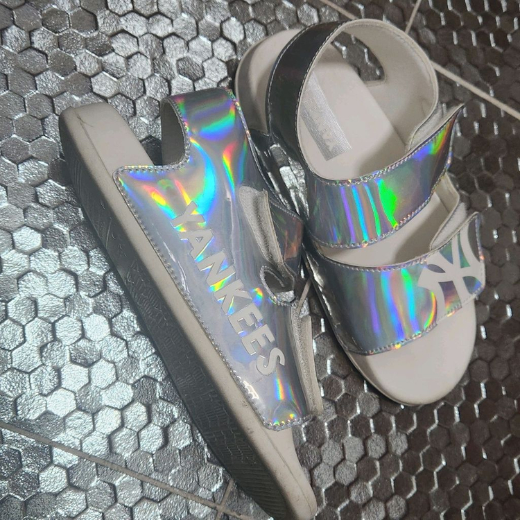 MLB 키즈 샌들 실버 220(3회착용) 이미지