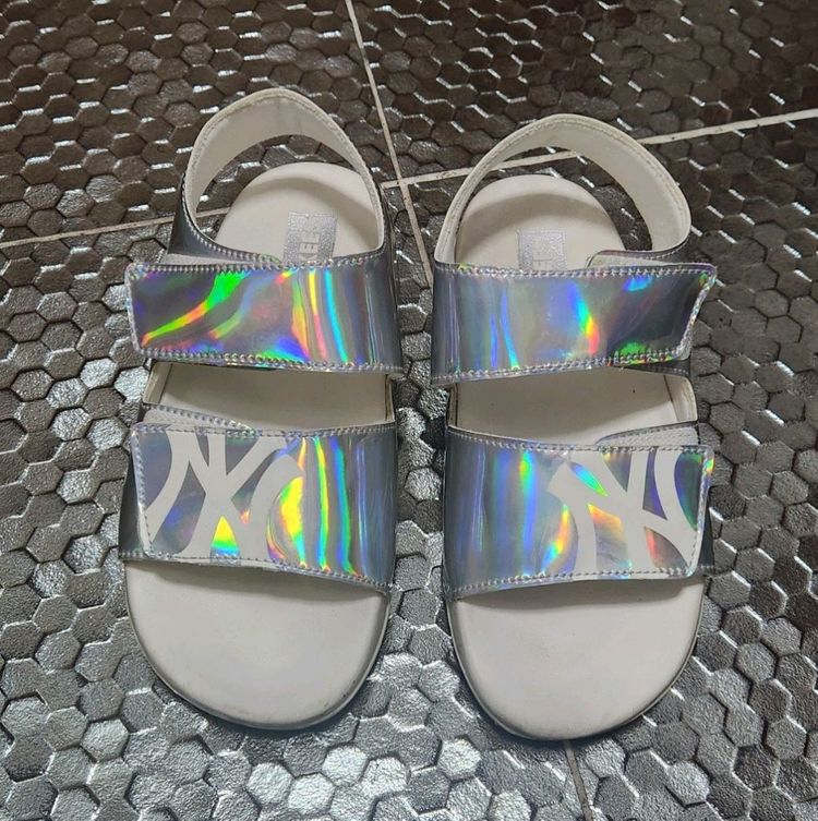 MLB 키즈 샌들 실버 220(3회착용) 이미지