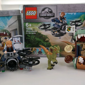 레고75934 쥬라기월드 딜로포사우루스 탈출(중고품)