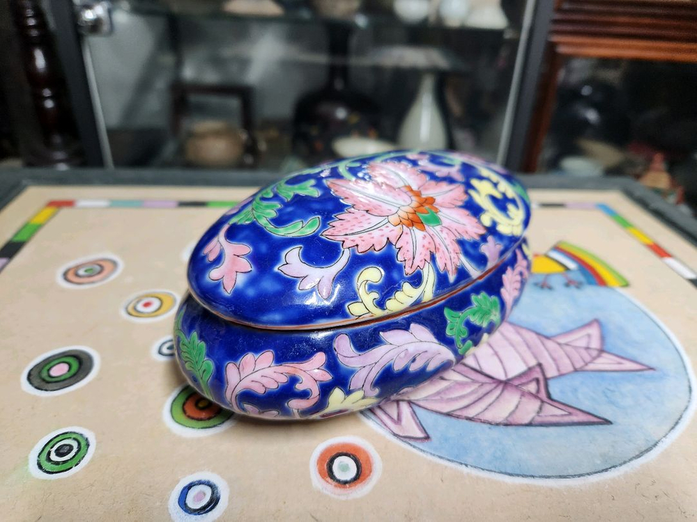 중국 빈티지 도자기 분채 합(인주합)--3