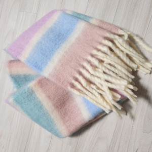 새상품) 플라스틱 아일랜드 파스텔 머플러