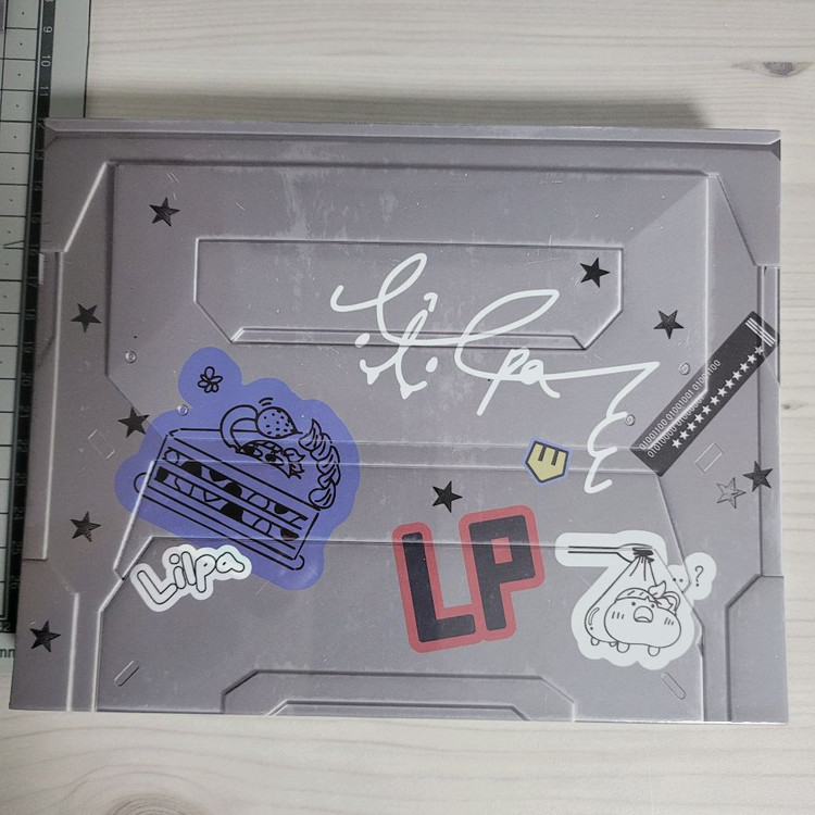 앨범)릴파풀세트/이세돌/이세계아이돌/스페셜포카 이미지