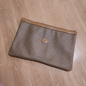 구찌 클러치백 정품