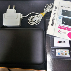 닌텐도 3ds xl 구큰다수 블루 + 파우치 케이스 일괄 팝니다