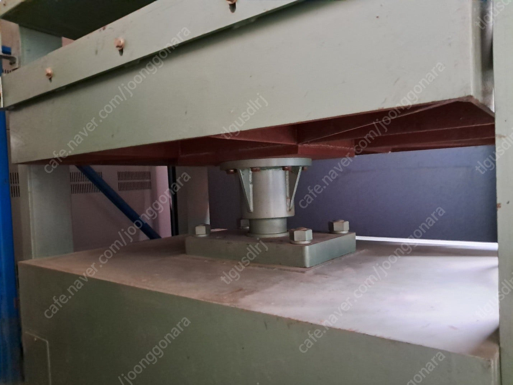 열프레스 중고열프레스 중고핫프레스 중고목공프레스 핫프레스 핫목공프레스 열판유압프레스 판매 이미지