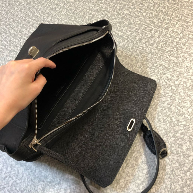 드메리엘 루나 사첼백 리얼 토고 소가죽 미디움 블랙 가방 토트 숄더 보부상 이미지