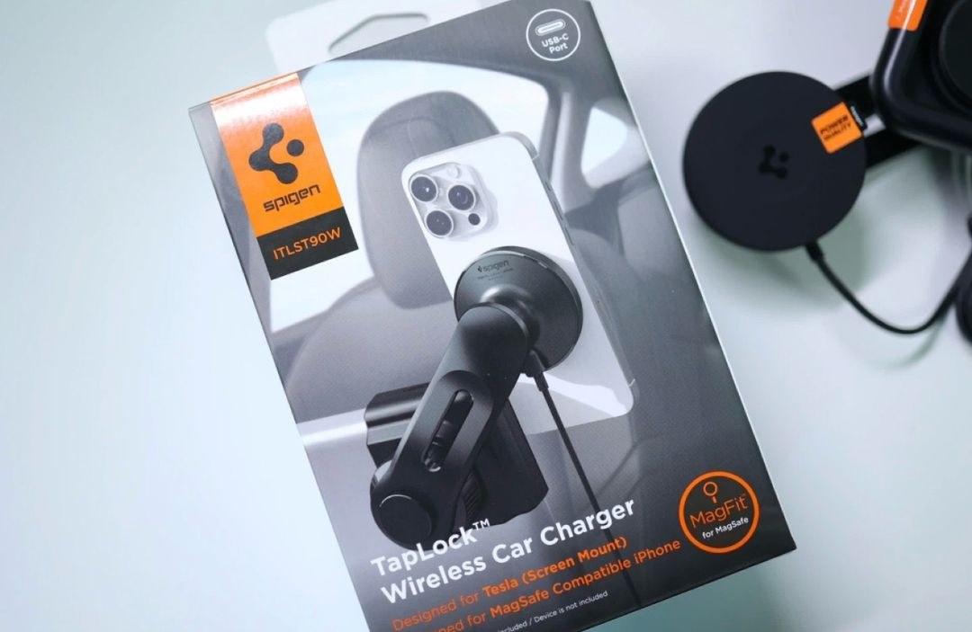 슈피겐 테슬라 무선충전거치대 qi2 주니퍼 판매합니다.--1