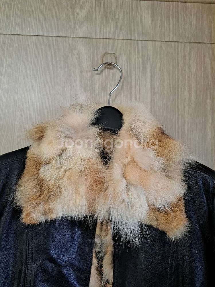 퍼 트리밍 가죽 자켓--1