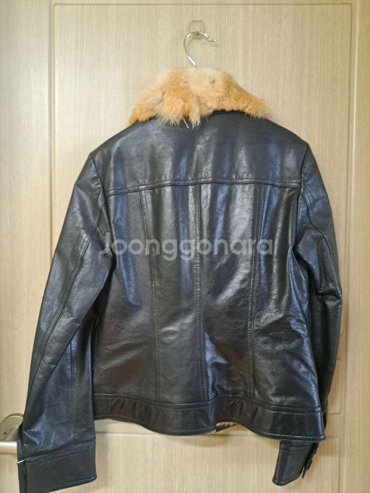 퍼 트리밍 가죽 자켓--4