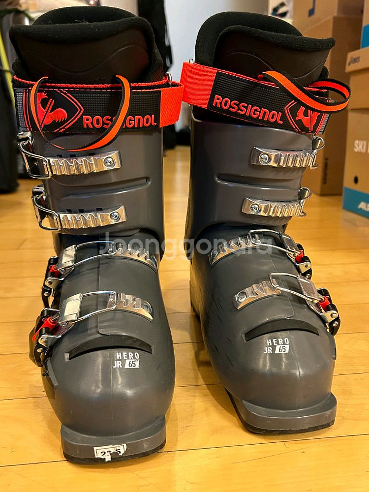 2223 로시뇰 주니어 스키부츠 65 235 팝니다--1