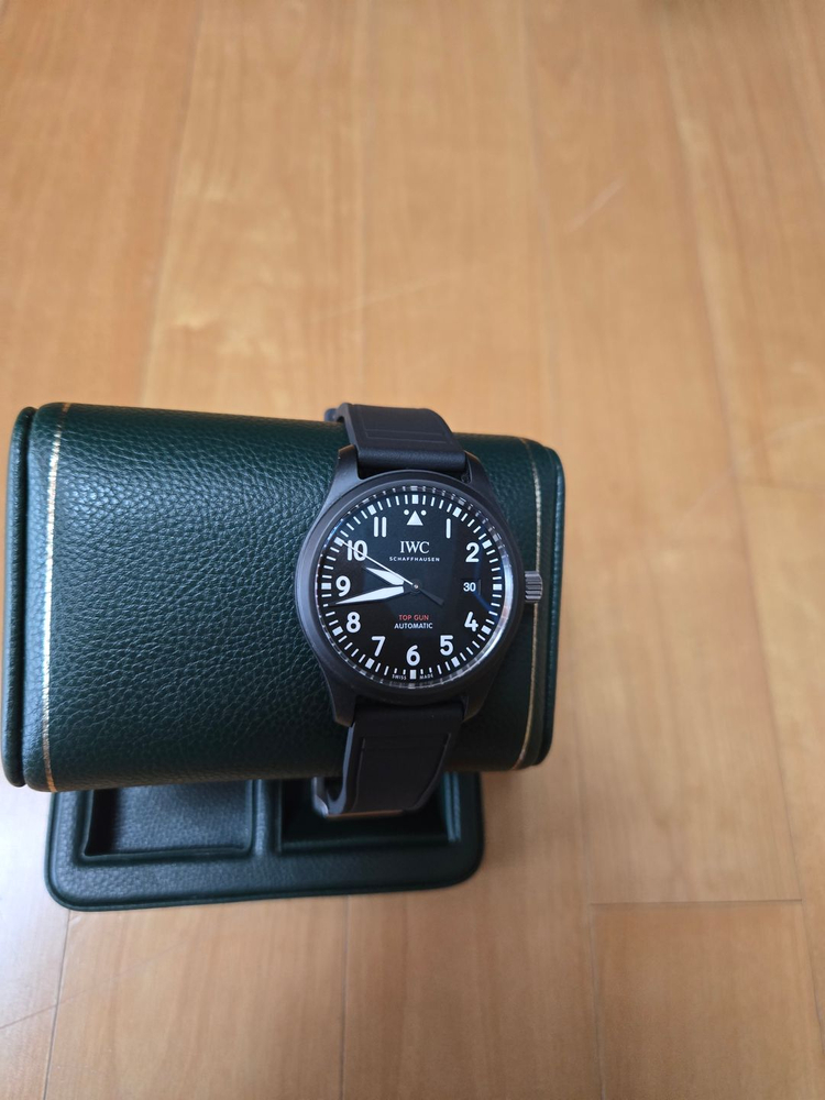 iwc 파일럿워치 탑건 41mm시계단품 판매--4