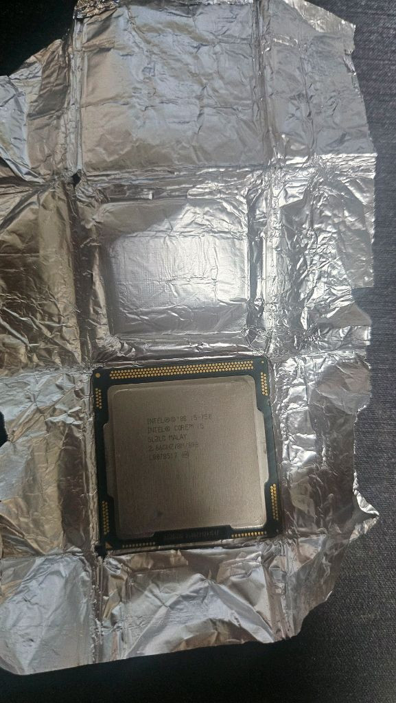 인텔 코어 i5-750 CPU 이미지