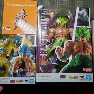 SHF 드래곤볼 브로리 풀파워+오지터+콩 커스텀헤드