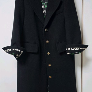 럭키슈에뜨 레터링 슬릿 롱코트 블랙 36