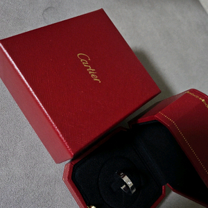 까르띠에 화이트골드 1다야 웨딩링 반지 56호 팝니다