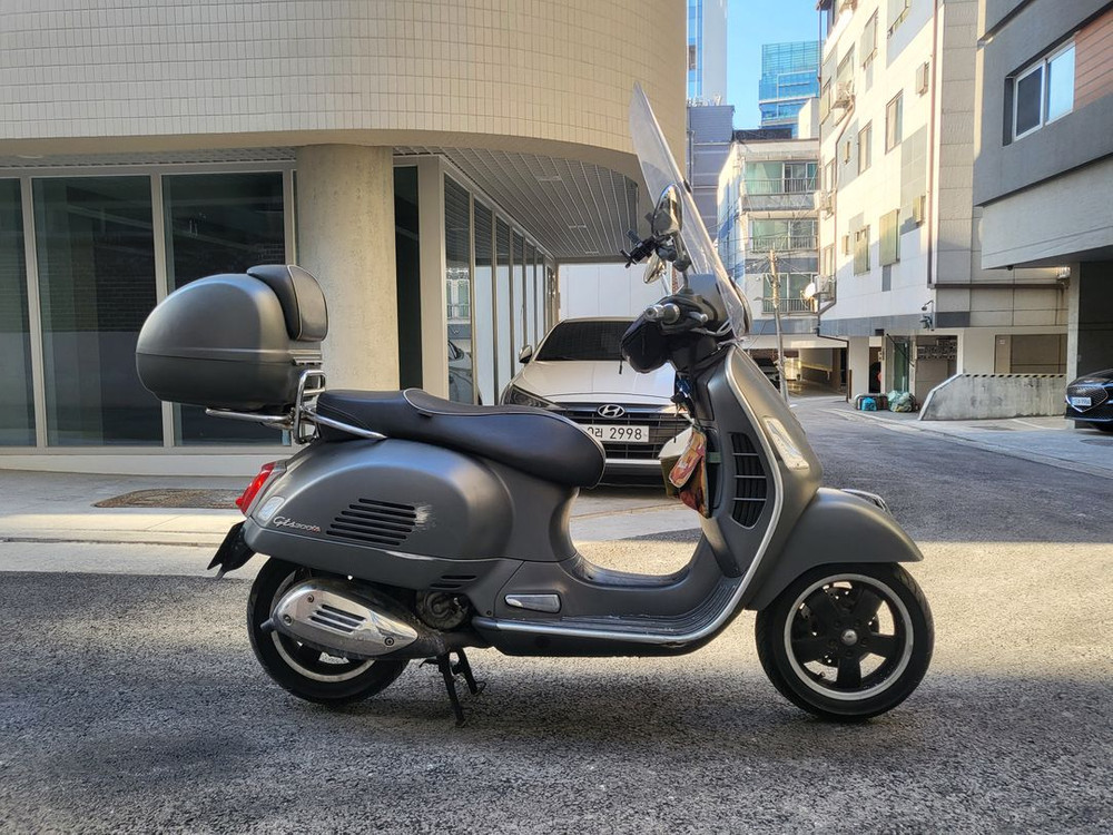 급처) 강남 2016년 베스파 GTS 300--4