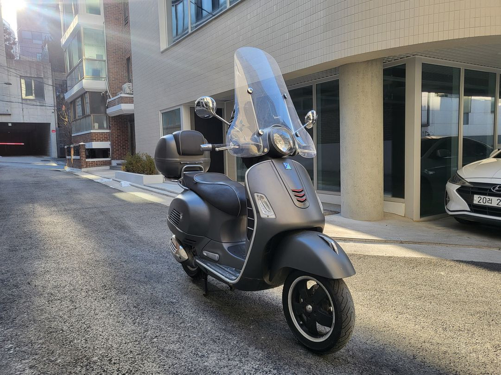 급처) 강남 2016년 베스파 GTS 300--5