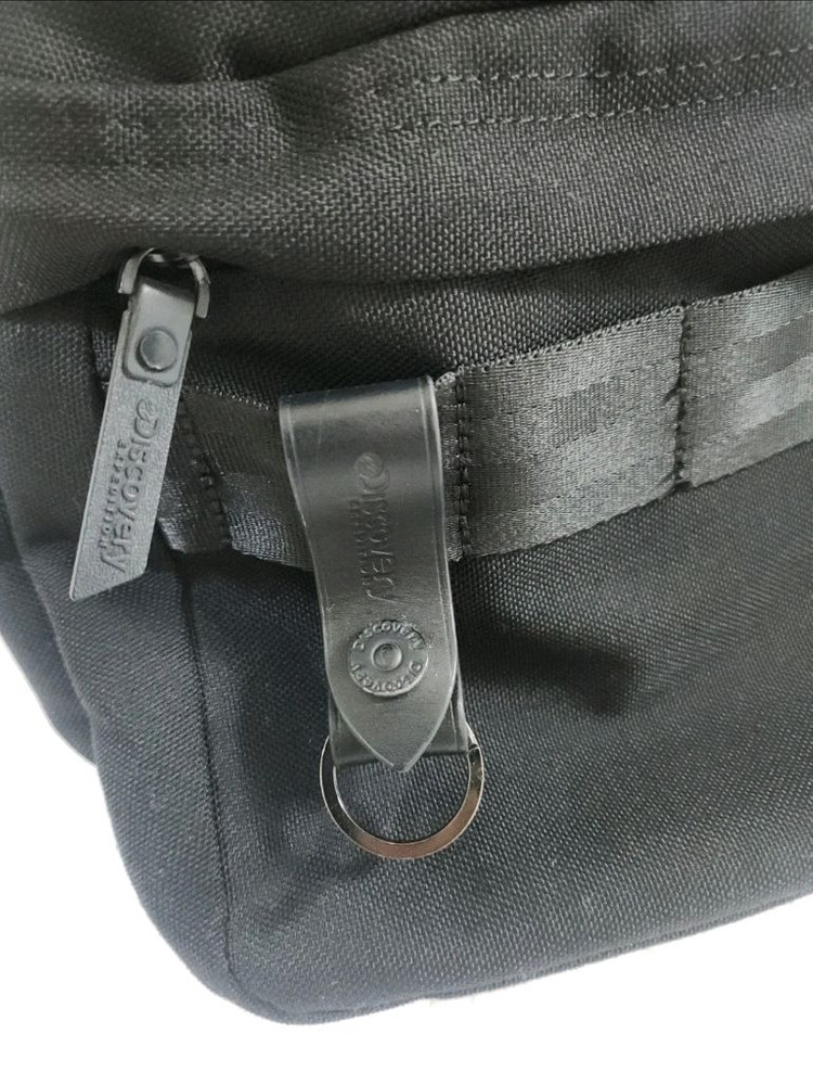 디스커버리 19L 백팩 검정색--4