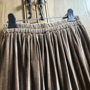 새상품)골드브라운 고급 벨벳 롱스커트