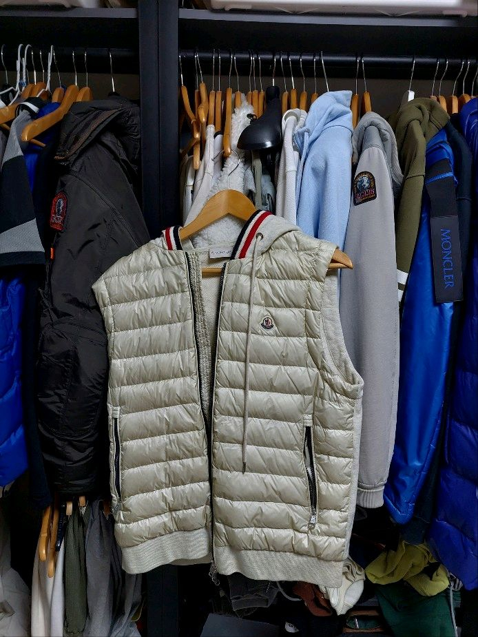 몽클레어 후드 패딩 조끼 아이보리 xl 백화점판--0