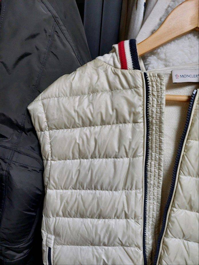 몽클레어 후드 패딩 조끼 아이보리 xl 백화점판--2