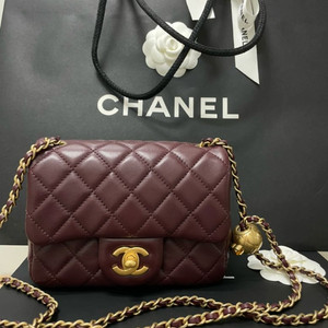 샤넬 쁘띠삭 골드볼 버건디 내장칩 이미지