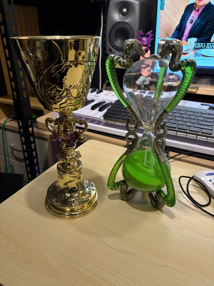 노블컬렉션 슬러그혼 모래시계 팝니다--0