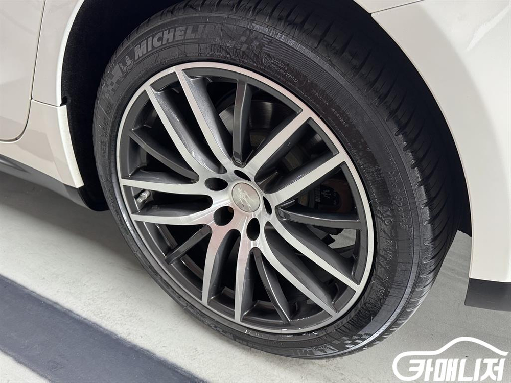 [마세라티]기블리 3.0 #2026년특가--9