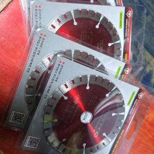 토네이도 절단석 마른날 4인치 4장