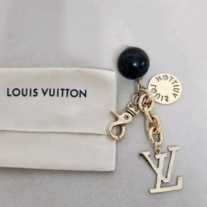 루이비통 LV골드 키링 이미지