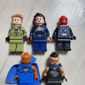 레고 마블 미니피규어 5종 일괄 판매합니다.