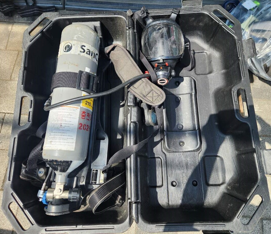 스킨스쿠버 산소통 8.4리터 12리터 3개 화재진압용 산소통.등--4