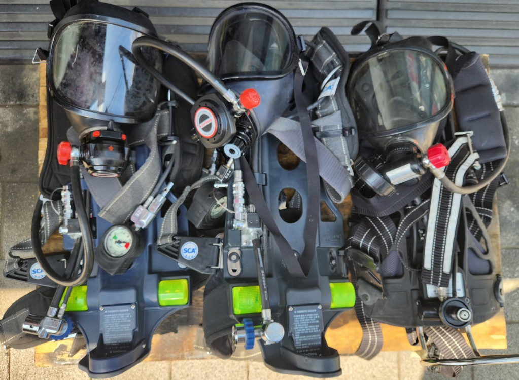 스킨스쿠버 산소통 8.4리터 12리터 3개 화재진압용 산소통.등--5