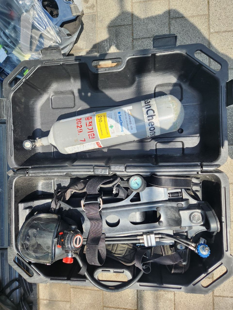 스킨스쿠버 산소통 8.4리터 12리터 3개 화재진압용 산소통.등--7