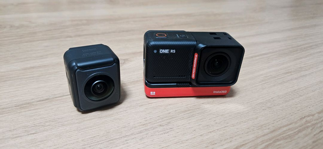 인스타 360 one rs 이미지