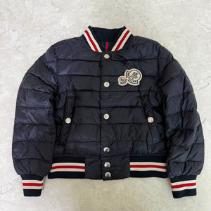 몽클레어 키즈 패딩 경량 8Y