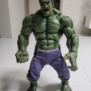 네카 초대형 헐크 60cm