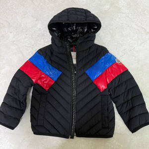 몽클레어 키즈 경량 패딩 6Y