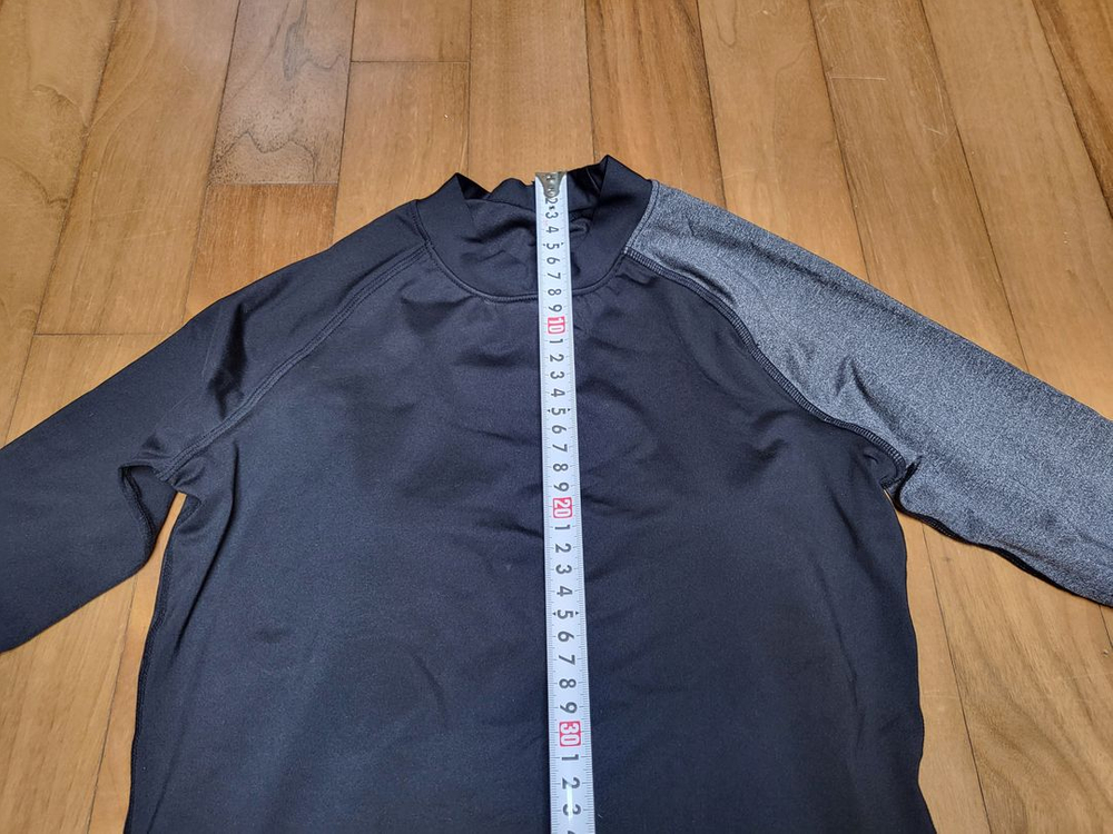 아레나 여성용 s사이즈 래쉬가드 택포--1