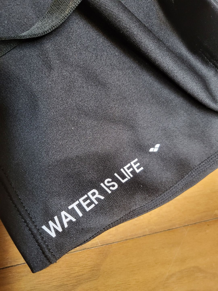 아레나 여성용 s사이즈 래쉬가드 택포--7