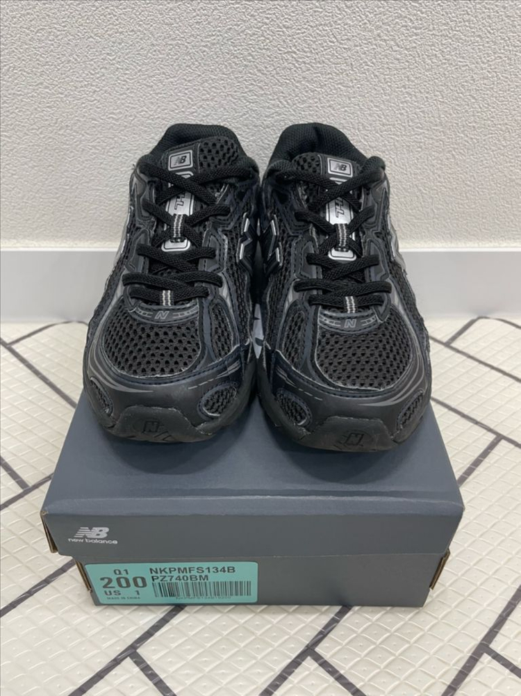 뉴발란스키즈 740 200사이즈--0