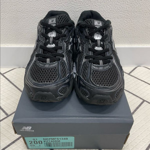 뉴발란스키즈 740 200사이즈