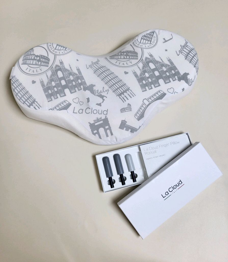 라클라우드 프리미엄 핑거필로우 기능성 지압베개 새상품--1